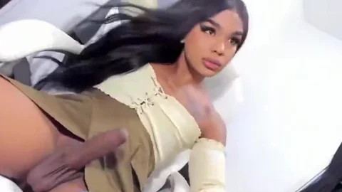 lady-man Ladyboy Jerking webcam