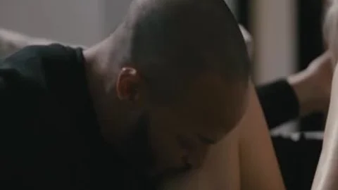 darksome twink pounds busty Transbabe Aubrey Kates arsehole On The daybed