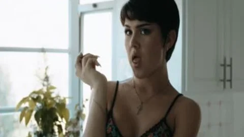 lustful Stepdad Let Her Stpedaughter TBabe Daisy Taylor Sucks His 10-Pounder